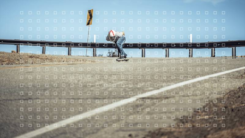 kính ngắm OLED 3,69 triệu điểm ảnh với độ phủ 100%