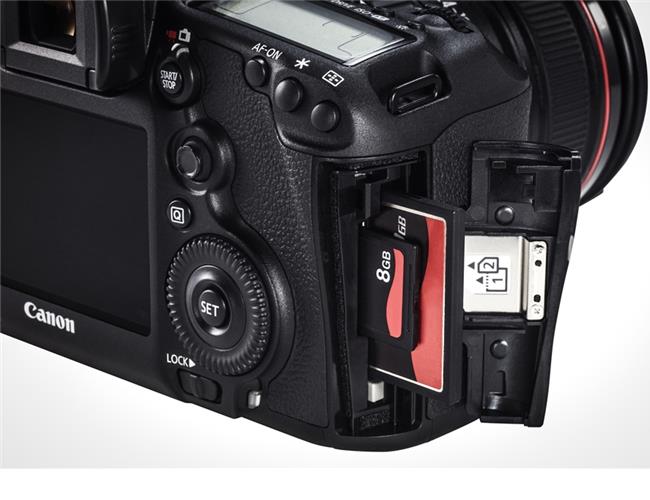 Phụ kiện cần thiết cho máy ảnh Canon 800D