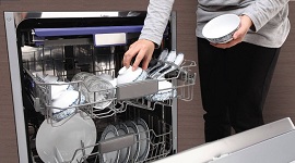 Phần 2: Máy rửa bát - Những đồ dùng nhà bếp “ẩn mình” nhưng công dụng thì miễn chê
