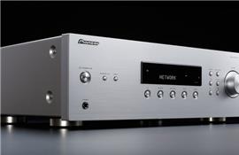 Pioneer lại ra mắt bộ đôi Ampli 2 kênh SX-10AE và SX-N30AE