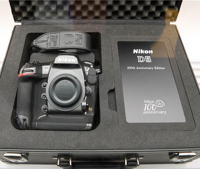 CP+ 2017 - Nikon ra mắt phiên bản đặc biệt của D5, D500 và bộ ba ống kính Nano F/2.8