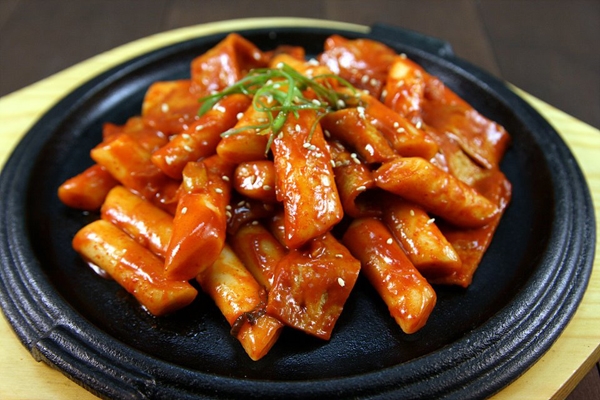 Bánh gạo cay ngon mê ly đúng chuẩn “Hàn Quốc”!