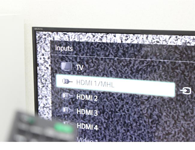 Các bước đơn giản để kết nối điện thoại với màn hình tivi bằng MHL