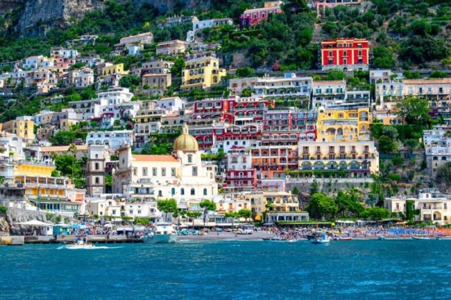 Kỳ lạ thị trấn Positano của Ý áp đặt thuế cho nhiếp ảnh thương mại