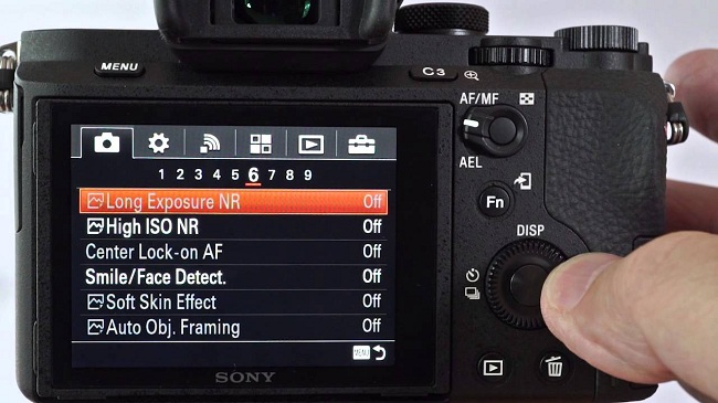 Máy ảnh Sony Alpha A7M2K Kit 28-70mm (ILCE-7M2K)
