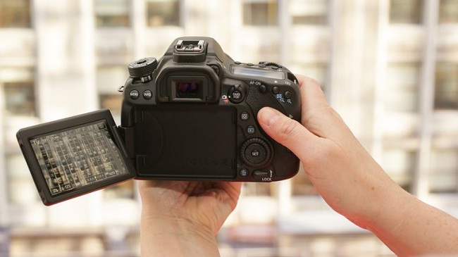 Máy Ảnh Canon EOS 80D Body