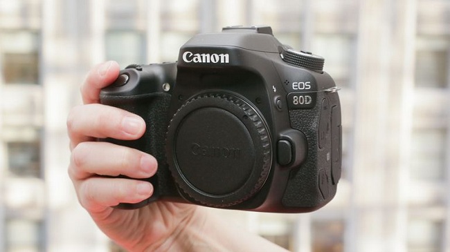 Máy Ảnh Canon EOS 80D Body