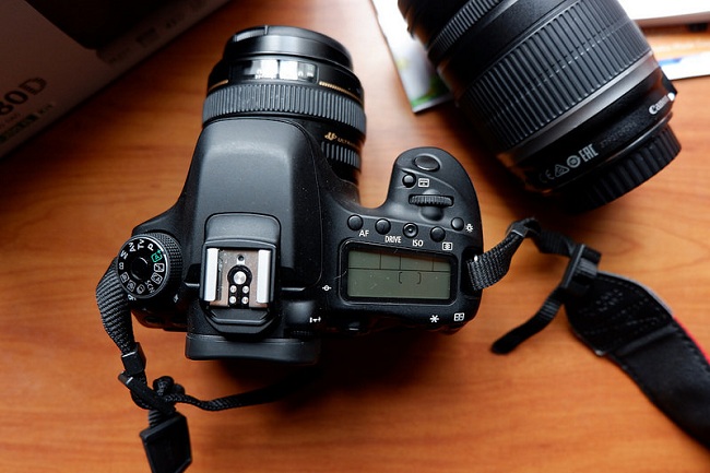 Máy Ảnh Canon EOS 80D Body