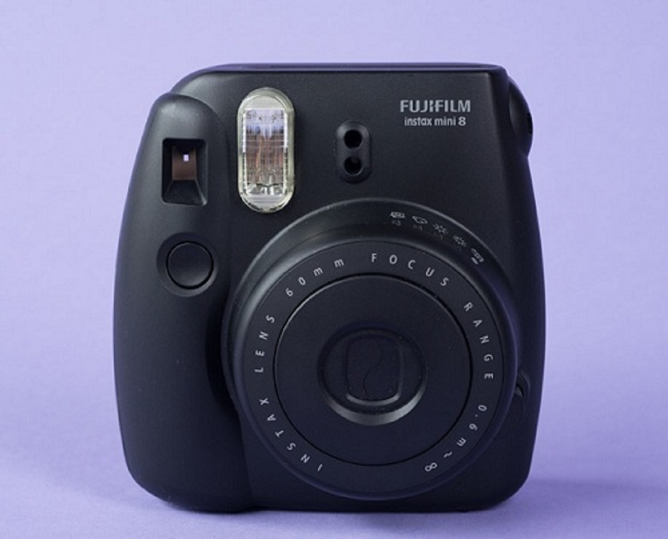 Dùng máy ảnh Fujifilm Instax- thú chơi không hề rẻ