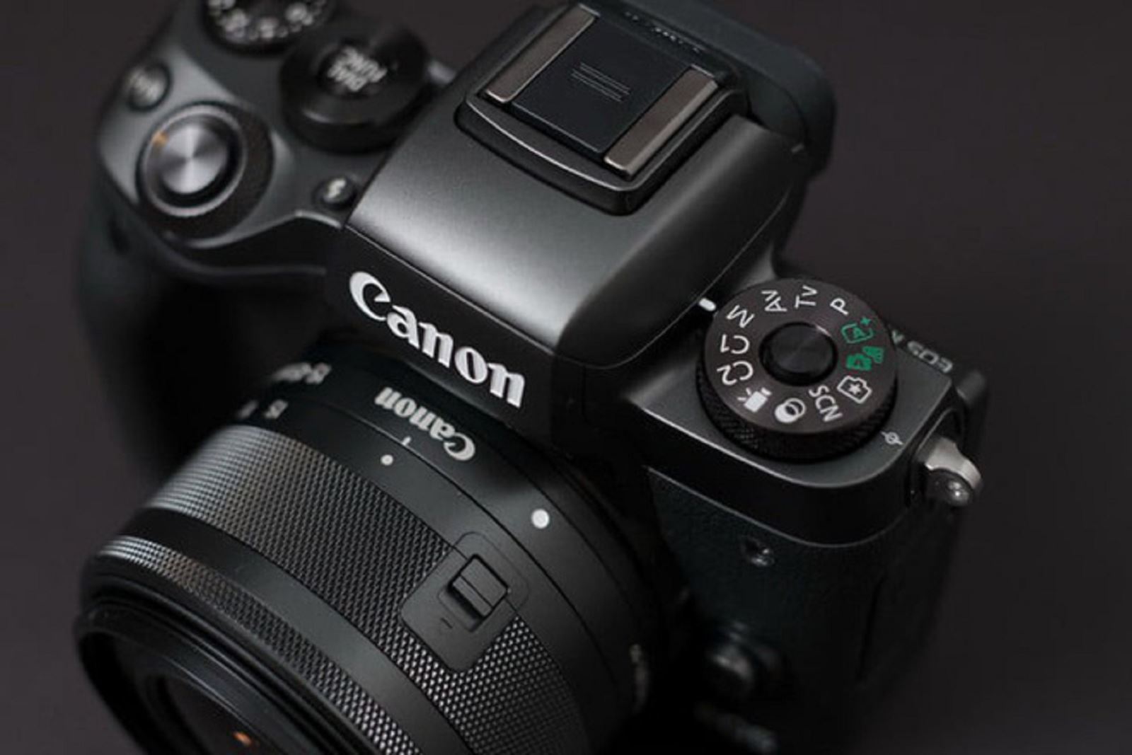 Những đòn đáp trả của Canon và Sony sau khi Nikon ra mắt hệ thống mirrorless full-frame mới